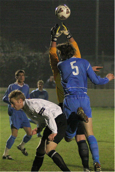 Keeper Steve Colbourne tips the ball away from Danny Gainsford (5)
